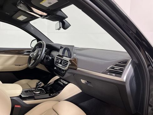 Certified 2023 BMW X4 M40i w/ Premium Package image 22