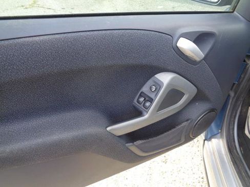Used 2010 smart fortwo passion image 15