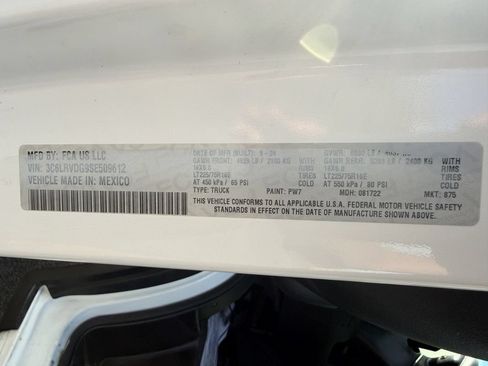 Used 2025 RAM ProMaster 2500 w/ Convenience Group FWD image 50