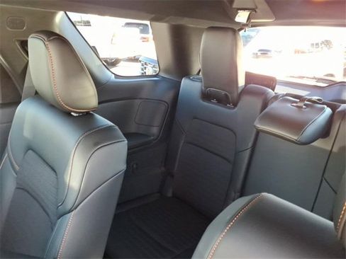 Used 2024 Nissan Pathfinder Rock Creek image 8