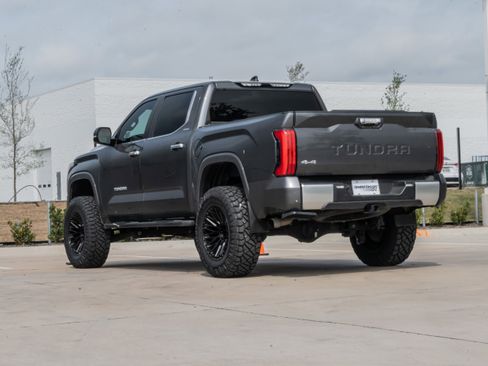 Used 2024 Toyota Tundra Limited image 6