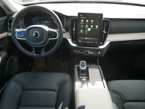 New 2026 Volvo XC90 B6 Plus image 7