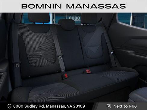 New 2027 Chevrolet Bolt LT w/ Comfort Package FWD image 17