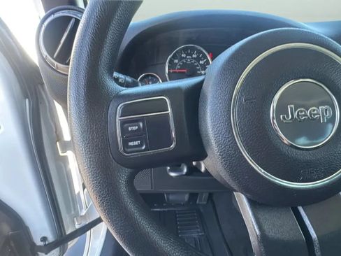 Used 2015 Jeep Wrangler Sport AWD/4WD image 25