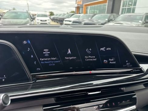 Used 2023 Cadillac Escalade Sport w/ LPO, ONYX Package AWD/4WD image 13