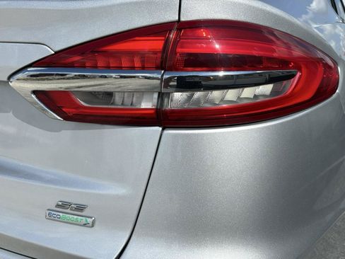Used 2019 Ford Fusion SE FWD image 53