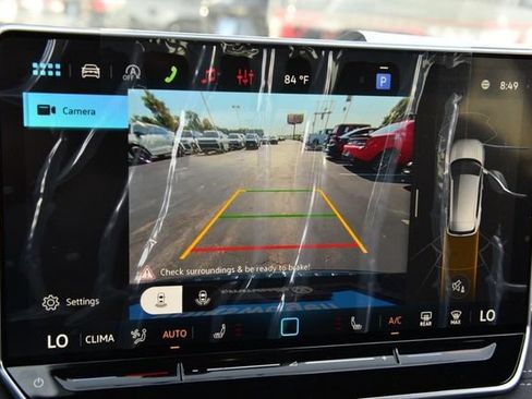 New 2026 Volkswagen Tiguan SE R-Line AWD/4WD image 13