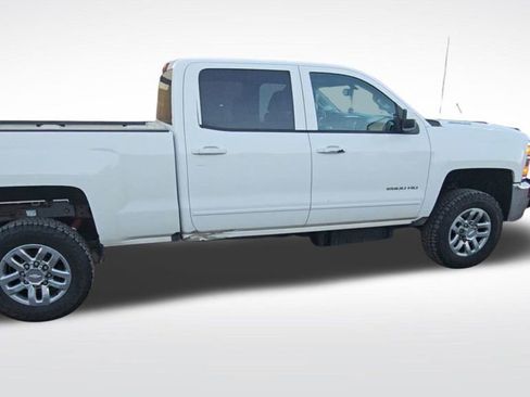 Used 2016 Chevrolet Silverado 2500 LT image 8