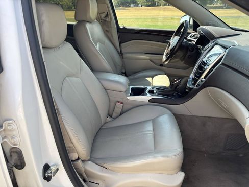Used 2015 Cadillac SRX Luxury w/ Driver Awareness Package FWD image 11