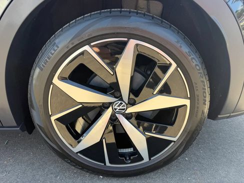 Used 2023 Volkswagen ID.4 Pro S RWD image 39