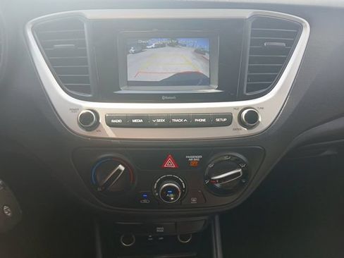 Used 2022 Hyundai Accent SE FWD image 18