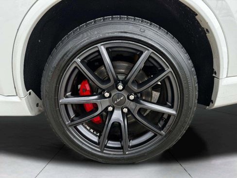 Used 2018 Dodge Durango SRT w/ Technology Group AWD/4WD image 56