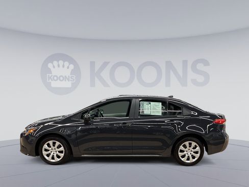 Used 2026 Toyota Corolla LE FWD image 7