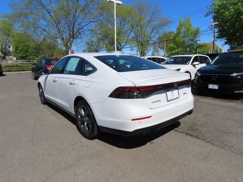Used 2025 Honda Accord EX-L image 4
