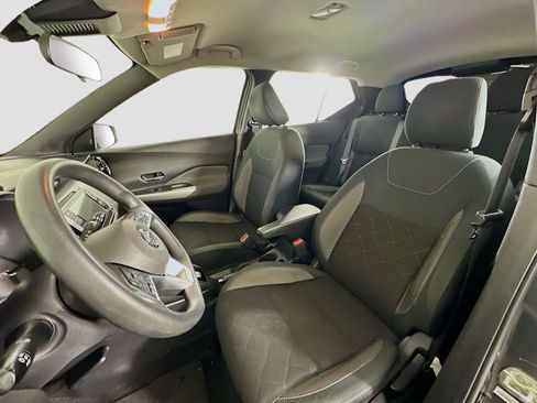 Used 2020 Nissan Kicks SV FWD image 13