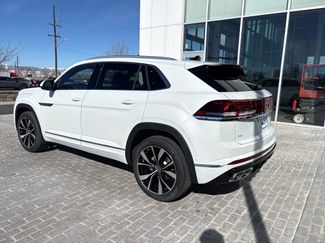 New 2026 Volkswagen Atlas Cross Sport SEL Premium R-Line AWD/4WD video 3