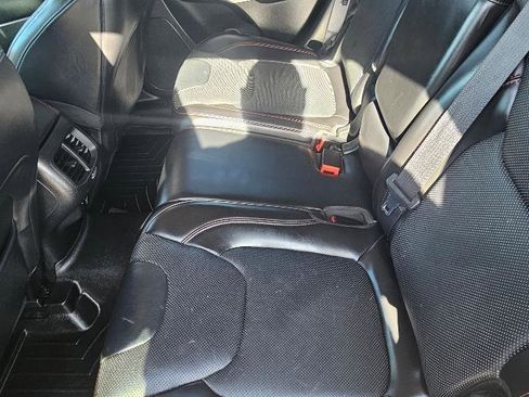 Used 2017 Jeep Cherokee Trailhawk image 22