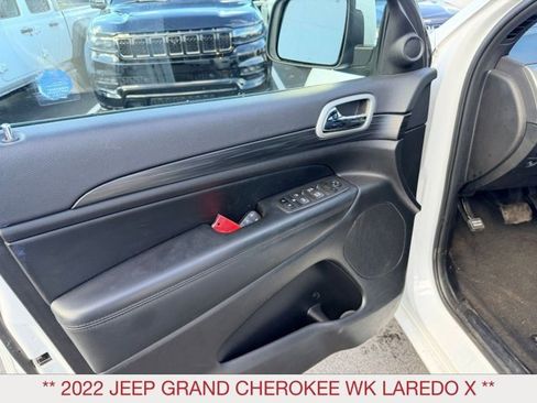 Certified 2022 Jeep Grand Cherokee Laredo X image 14