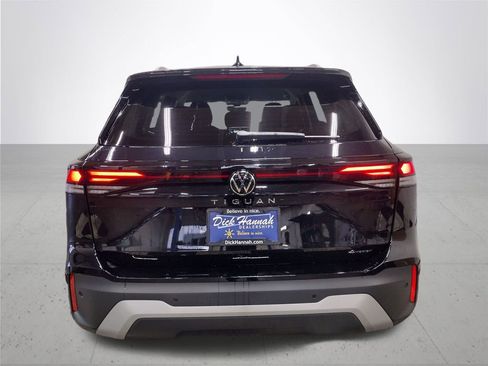 New 2025 Volkswagen Tiguan S image 11