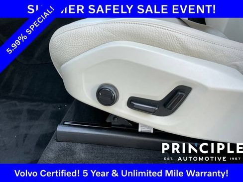Certified 2023 Volvo XC90 B5 Plus w/ Protection Package Premier AWD/4WD image 31