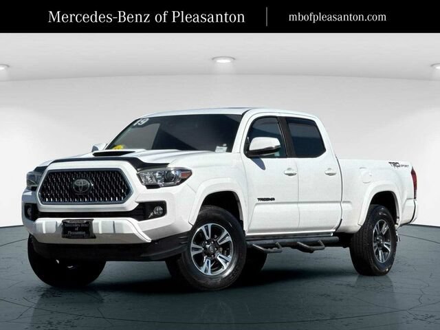 Used 2019 Toyota Tacoma TRD Sport w/ TRD Premium Sport Package RWD image 1
