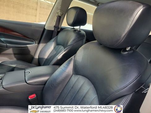 Used 2017 INFINITI QX50 2WD w/ Premium Plus Package image 22