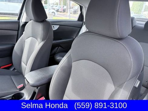 Used 2024 Kia Forte LXS FWD image 10
