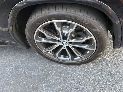 Used 2019 BMW X4 xDrive30i w/ M Sport Package 2 AWD/4WD image 7