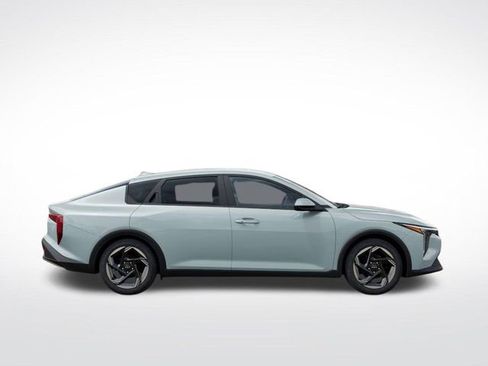 New 2026 Kia K4 EX FWD image 7