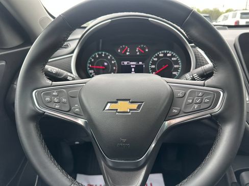 Used 2024 Chevrolet Malibu RS FWD image 19