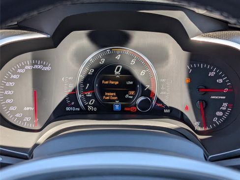 Used 2016 Chevrolet Corvette Z06 w/ 3LZ Preferred Equipment Group RWD image 29