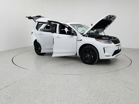Used 2025 Land Rover Discovery Sport S image 10