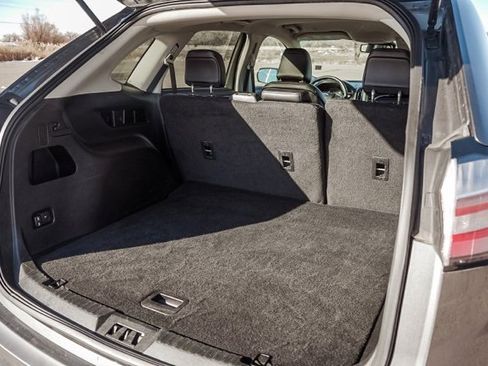 Used 2024 Ford Edge SEL image 10