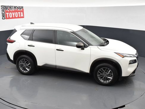 Used 2023 Nissan Rogue S AWD/4WD image 24