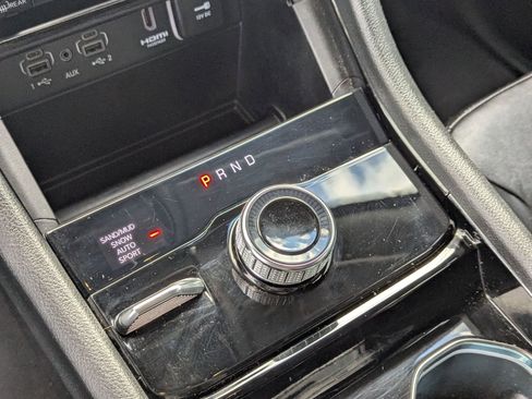 Used 2023 Jeep Grand Cherokee Limited w/ Black Appearance Package image 20