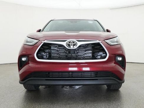 New 2026 Toyota Highlander XLE image 31