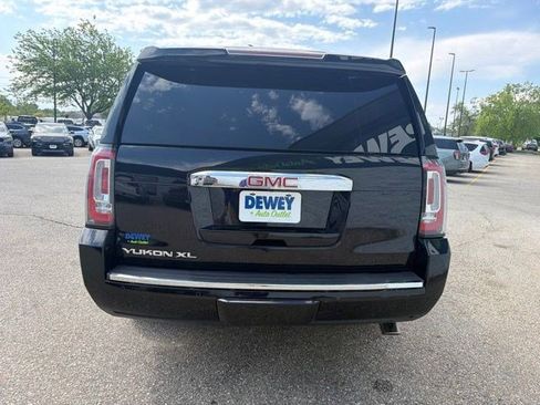Used 2019 GMC Yukon XL Denali w/ Denali Ultimate Package AWD/4WD image 4