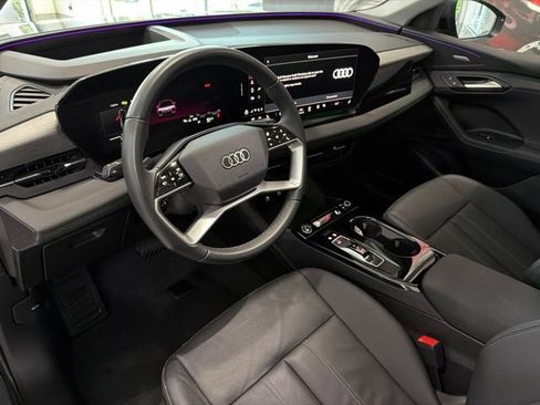 Used 2025 Audi Q6 e-tron Premium Plus w/ Premium Plus AWD/4WD image 11