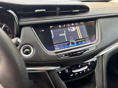 Used 2017 Cadillac XT5 Luxury w/ Driver Awareness Package AWD/4WD image 24