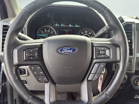 Used 2019 Ford F150 XLT w/ Equipment Group 302A Luxury image 13