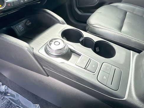 Certified 2022 Ford Escape SEL image 16