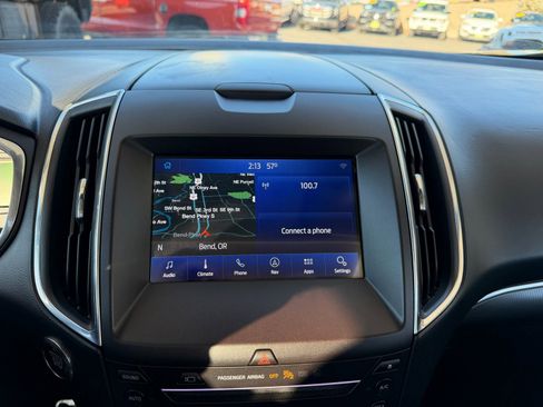 Used 2019 Ford Edge Titanium w/ Equipment Group 301A image 19
