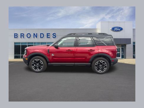 Used 2025 Ford Bronco Sport Outer Banks w/ Outer Banks Tech Package+ image 1
