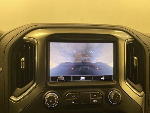 Used 2020 Chevrolet Silverado 1500 RST image 15