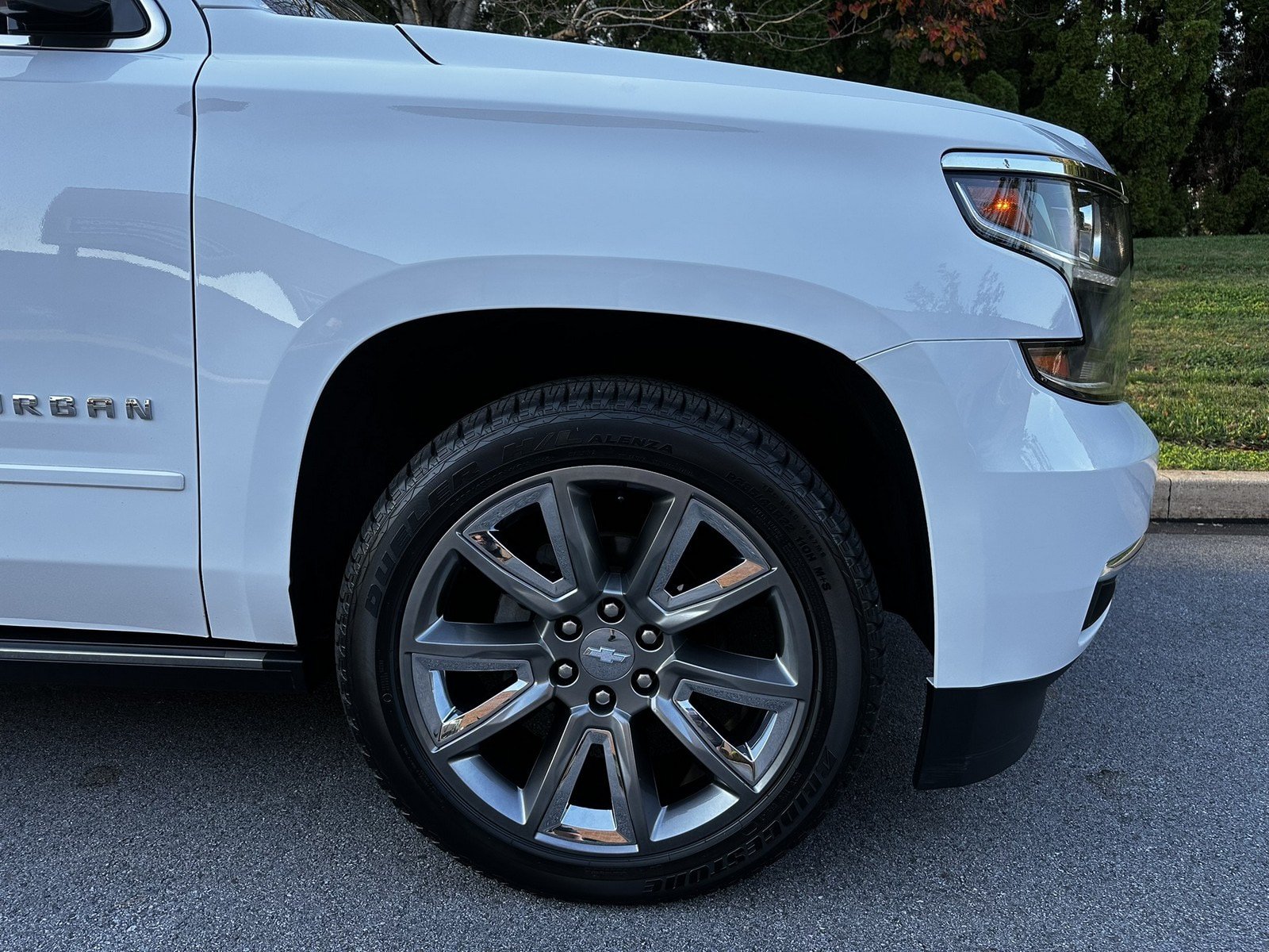 Used 2018 Chevrolet Suburban Premier AWD/4WD image 48