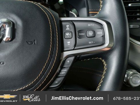 Used 2025 RAM 1500 Tungsten AWD/4WD image 12