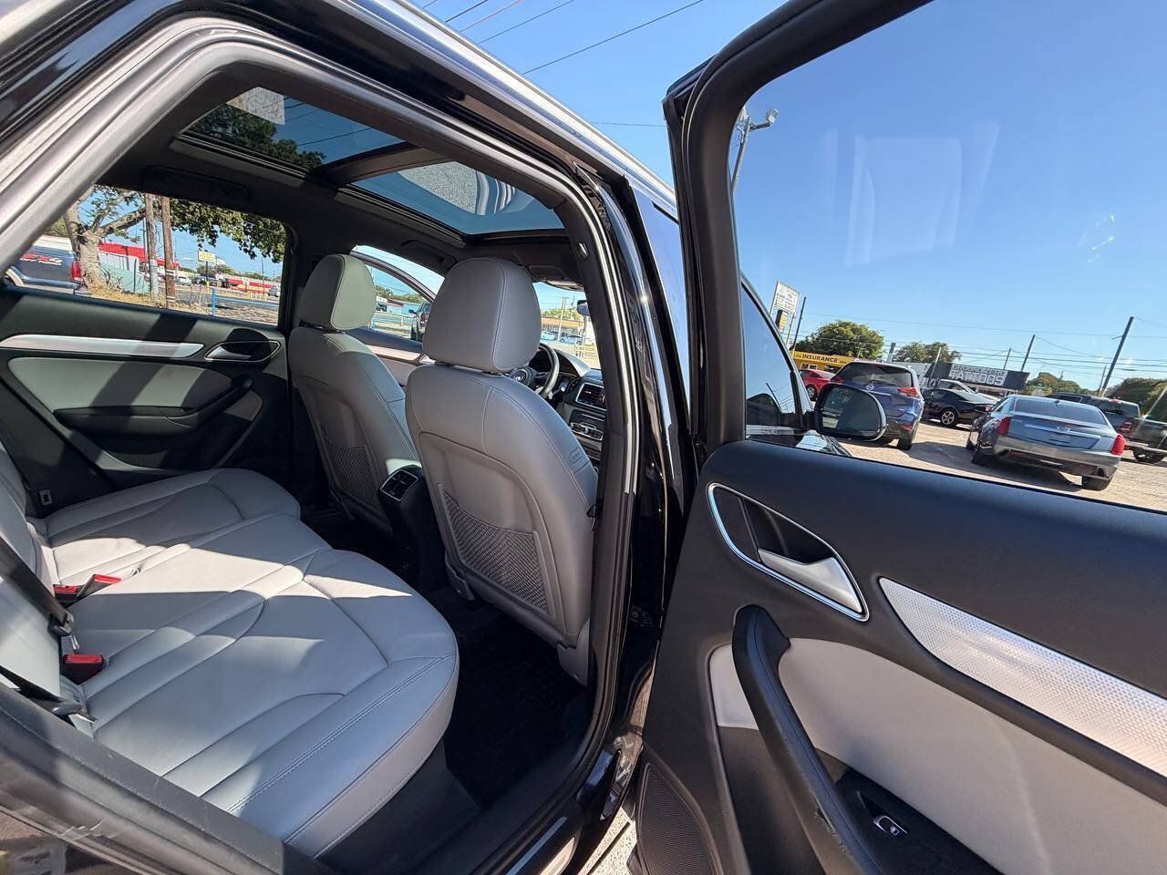 Used 2018 Audi Q3 2.0T Premium w/ Convenience Package FWD image 14