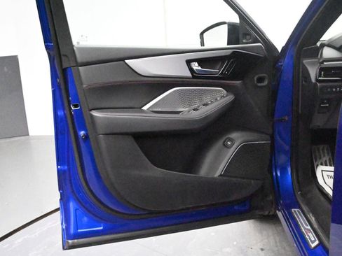 Used 2023 Acura MDX A-Spec image 12