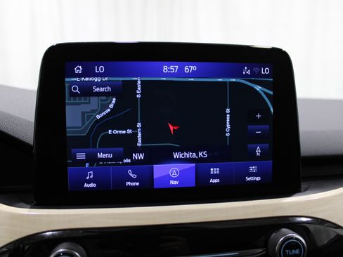 Used 2022 Ford Escape Titanium w/ Titanium Elite Package image 17