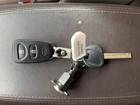 Used 2015 Hyundai Tucson GLS FWD image 25